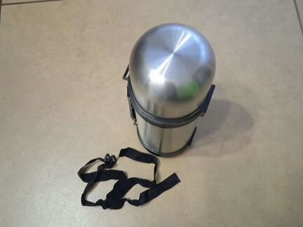 Термос 1,2л. новый