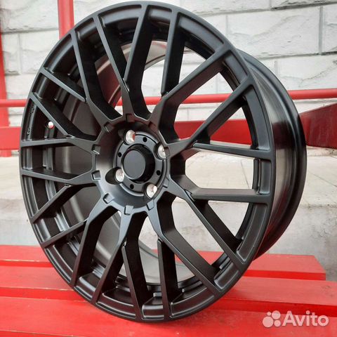 Литой диск R17 7.5 ET32 4*100 d60.1