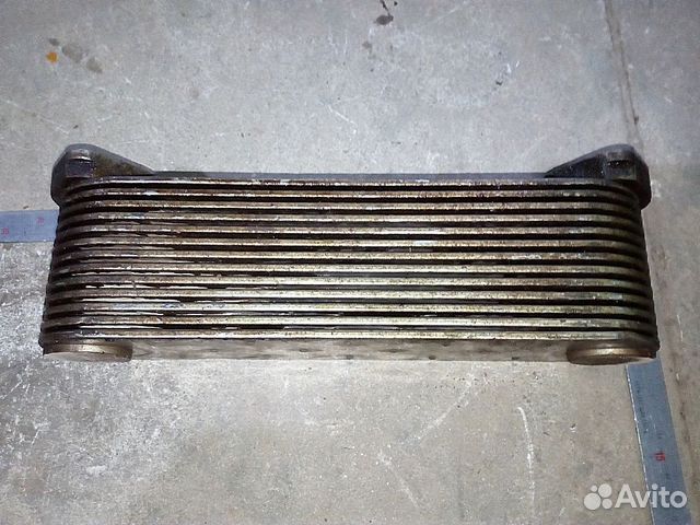 Масляный теплообменник двигателя