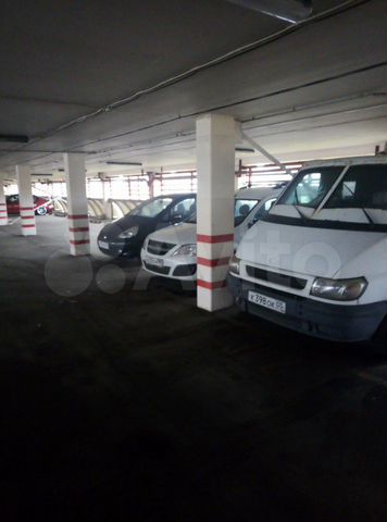 Машиноместо, 14 м²