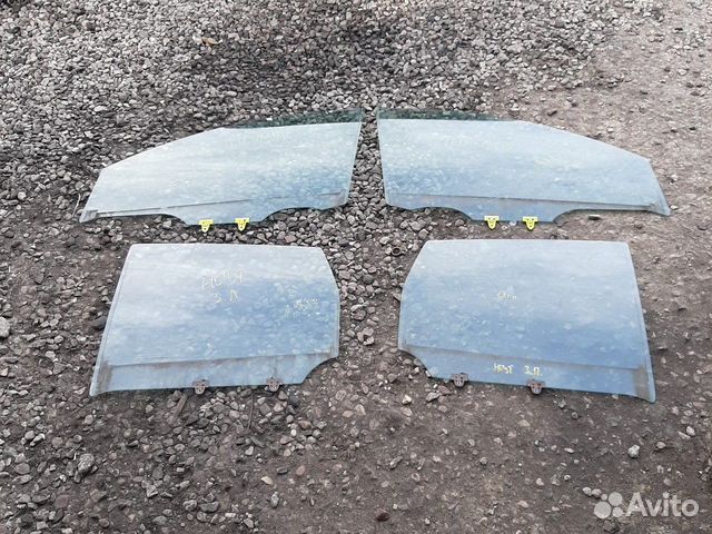 Стекло двери Ниссан Ноут E11 Note Е11