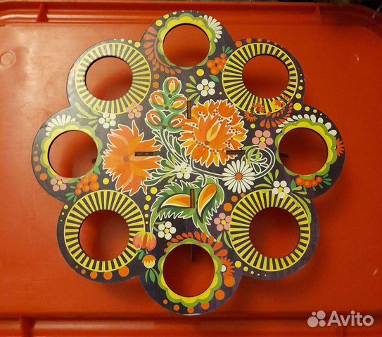 Пасхальная подставка для яиц и кулича