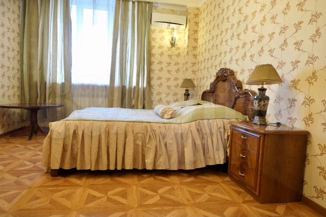 3-к. квартира, 106 м², 14/14 эт.