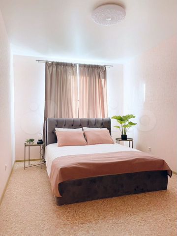 2-к. квартира, 70 м², 9/17 эт.