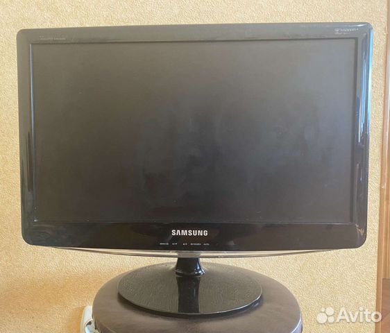 Монитор Samsung