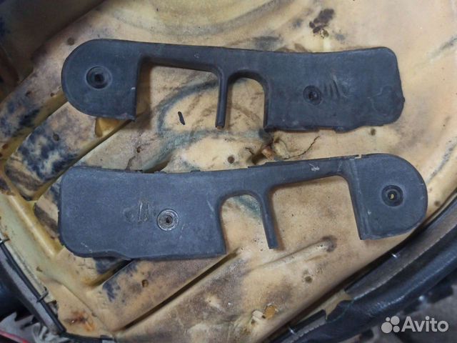 Пластик крышки багажника Audi A6C5 Avant