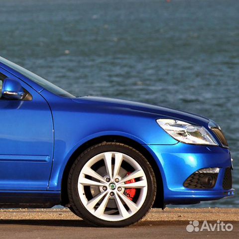 Крыло переднее правое в цвет Skoda Octavia A5