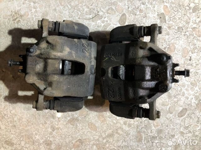 Суппорт передний левый правый Hyundai solaris 1 Ki