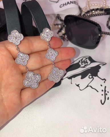 Золотые серьги с бриллиантами 750 пробы