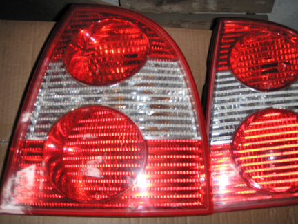 Фонарь задний R sedan 3B5945096 VW Passat B5+ GP