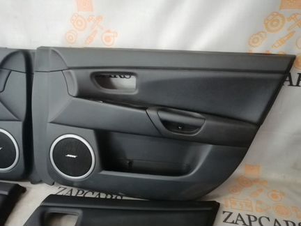 Обшивки дверей Mazda 3 BK LF17 2008