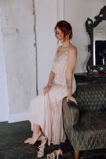 Платье в аренду Дана Пинк