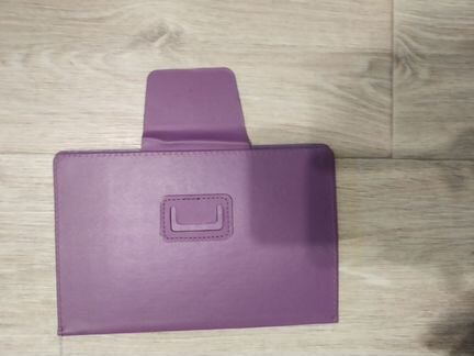 Чехлы для планшетов