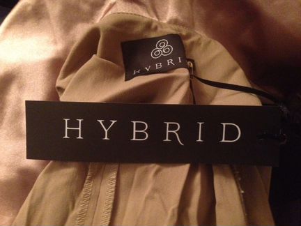 Стильное платье цвета кэмел