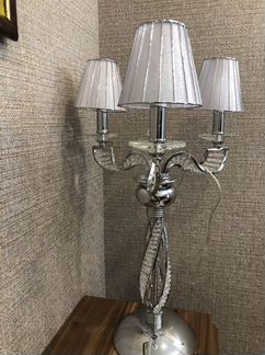 Лампа настольная