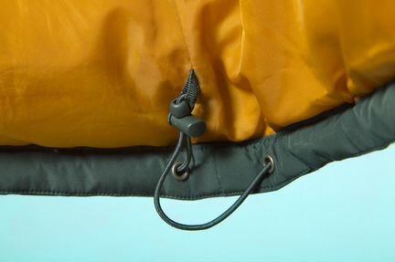 Продам куртку зимнюю Marrell