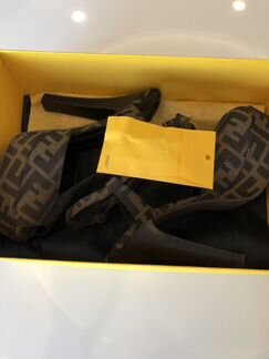 Туфли Босоножки Fendi оригинал vintage