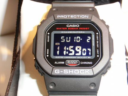 Casio DW-5600HR-1E новые