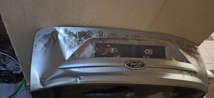 Ford focus 2 рестаил крышка багажника стекло с обо