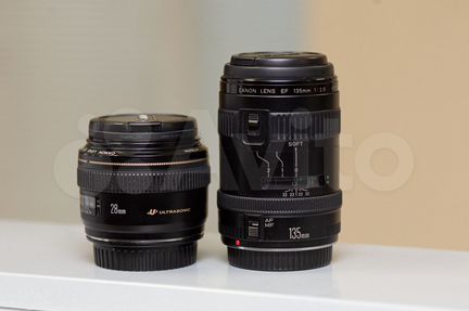 Объективы Canon EF 135mm f/2.8 и 28mm f/1.8