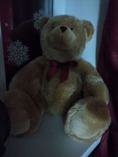 Плюшевый медведь