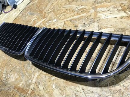 Решетка радиатора Bmw 3-Series E90 N46B20B 2007