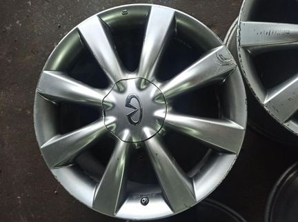 Диски бу оригинал R18 P на Infiniti