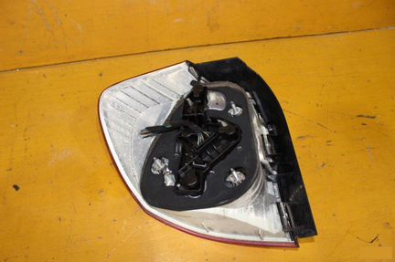 Фонарь заднего хода задний правый Bmw 1-Series E87