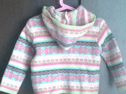 Толстовка на девочку на 2- 4 года