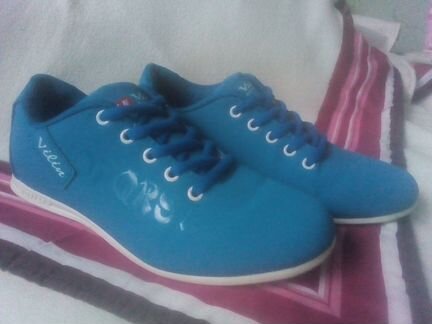 Кроссовки 38р.(маломерят)