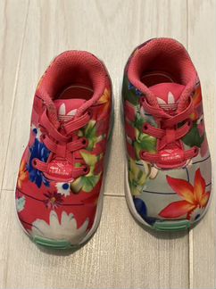 Кроссовки adidas для девочки