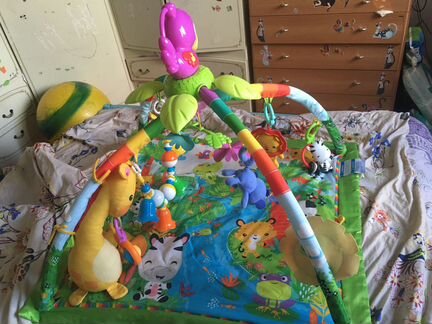 Развивающий коврик fisher price