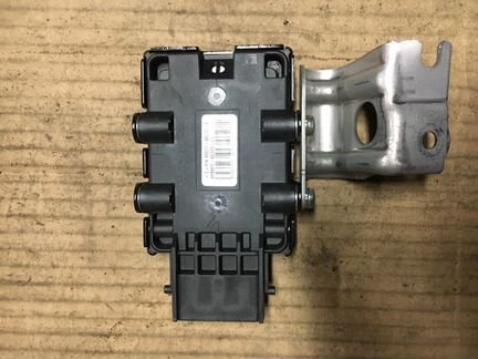 Блок управления топливным насосом Лексус гс