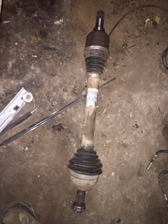 Привод Передний левый на Citroen С4 Sedan, Peugeot