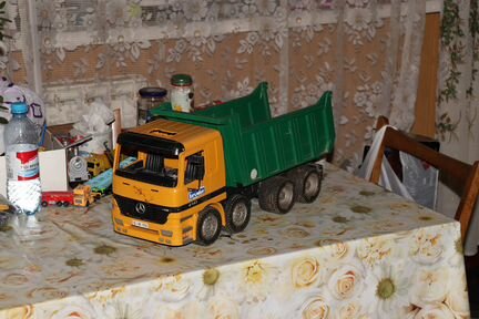 Машинки Brudder