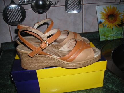 Босоножки и туфли кожаные р 37, б/у