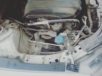 Резинка уплотнительная Мазда 6