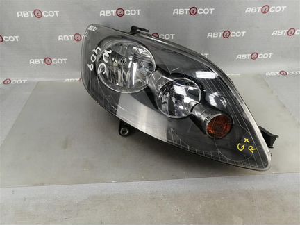 Фара правая VW Golf + (2005-2010г.в.)