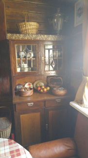 Продам старинную, отреставрированную мебель