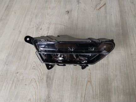 Противотуманная фара передняя правая Porsche