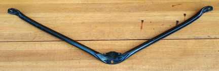 V- образная стойка BMW X1 кузов F48 / F49