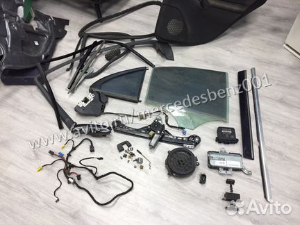Запчасти от задней двери на мерседес w203