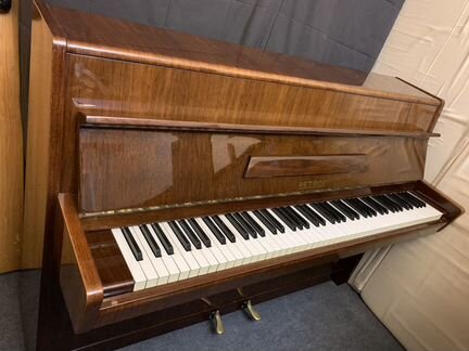 Пианино Петрофф