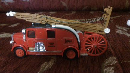 Модель автомобиля Leyland Cub Fire FK-7