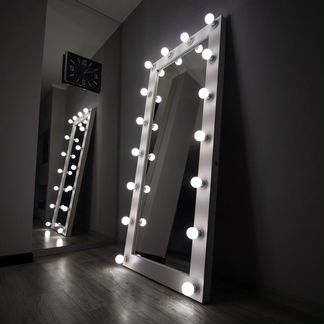 Гримерное зеркало в полный рост