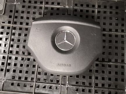 Подушка в руль ML164 GL164 A1644600098