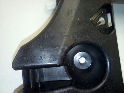 Крепление бампера заднее правое Audi A6 C7