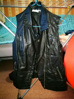 Жилетка кожаная