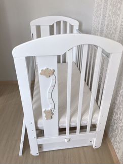 Детская кровать и матрас