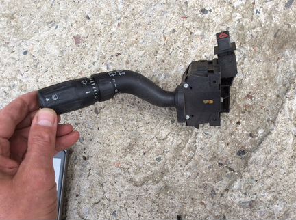 Под рулевой переключатель Форд Эскейп 2008-2012 US